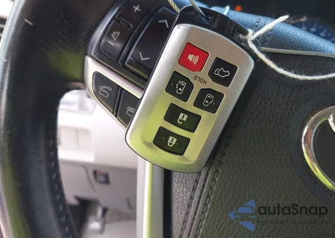 2015 Toyota Sienna Xle 8 Passenger from USA, damaged, VIN 5TDYK3DC1FS540806